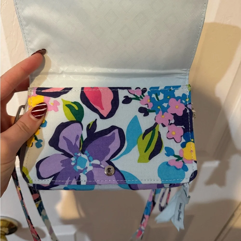 Floral Vera Bradley Crossbody/ Wallet - Picture 8 of 8